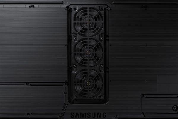 Samsung OH55A-S: High-Brightness 55" Digital Signage with Tizen 5.0 - Image 8
